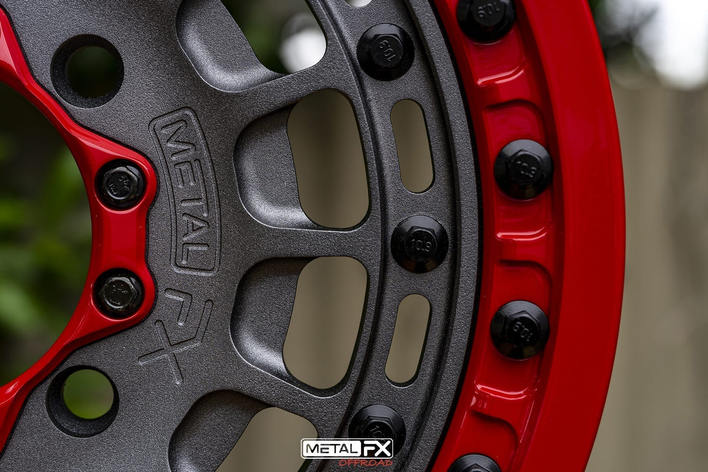 HITMAN CUSTOM 2-PIECE BEADLOCK RACE WHEEL