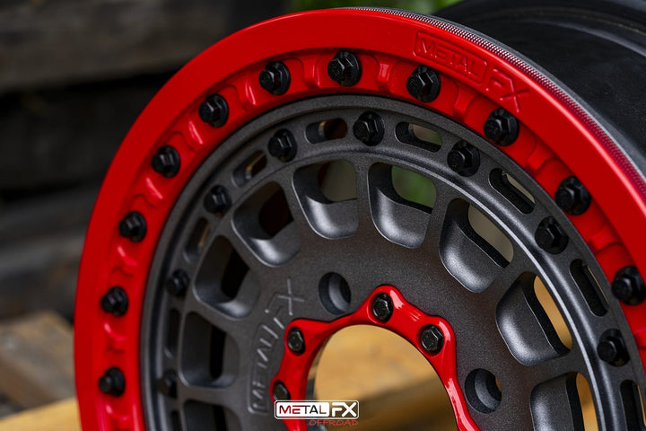 HITMAN CUSTOM 2-PIECE BEADLOCK RACE WHEEL